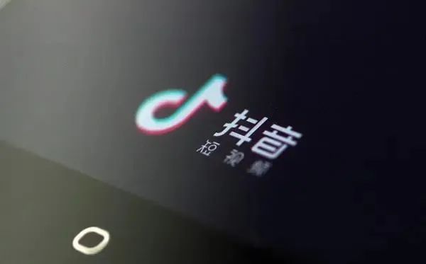快手买直播间人气影响热门吗_快手上的直播人数是真的假的_快手买直播间人数